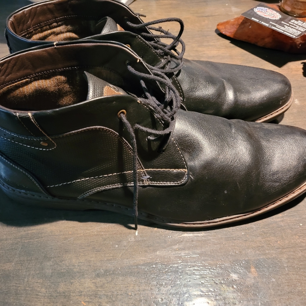 Nunn bush black size 13 chuka boots